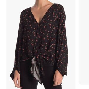 Love Stitch Floral tie front Black Red Blouse NWT